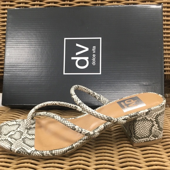 Just in🐍Super cute-snake skin Pattern Sandals 🐍W - Picture 2 of 6